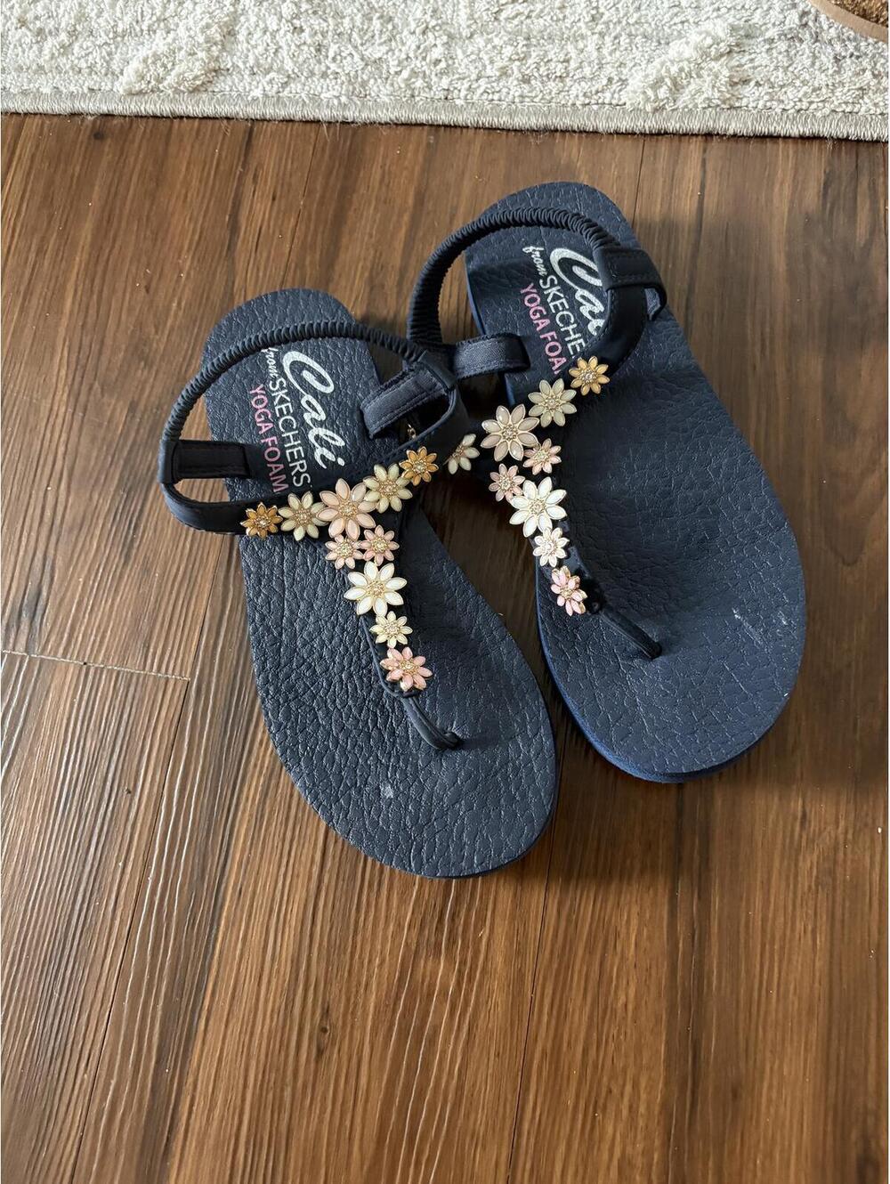 Skechers Cali Meditation Sandals Size 7 Navy Floral